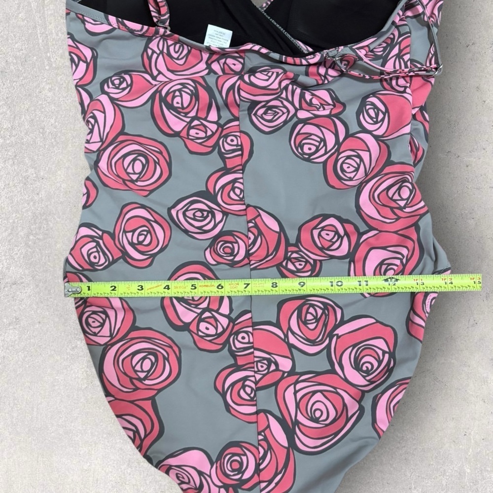 Garnet hill rosette print one piece swimsuit - Picture 6 of 6